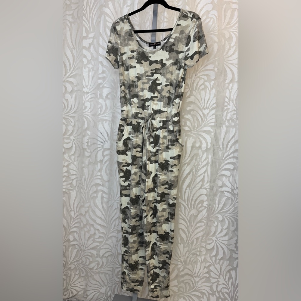 Almost Famous Cream and Brown Jumpsuit with Pockets Urban Camouflage M
